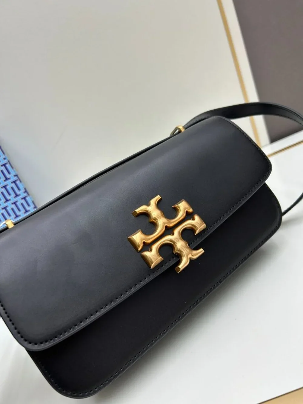 Tory Burch Eleanor Black Smooth Leather Shoulder Bag